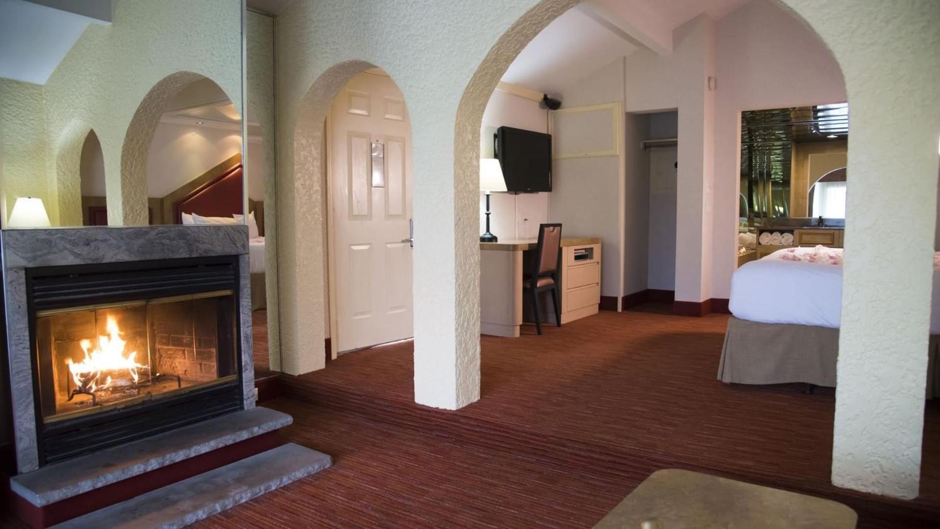 พาราไดซ์ สตรีม รีสอร์ต Hotel Cresco ภายนอก รูปภาพ
