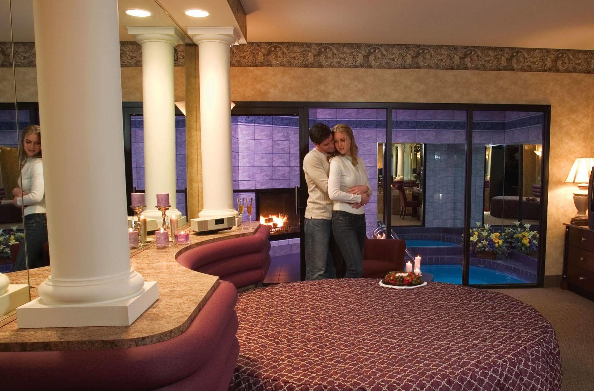 พาราไดซ์ สตรีม รีสอร์ต Hotel Cresco ภายนอก รูปภาพ